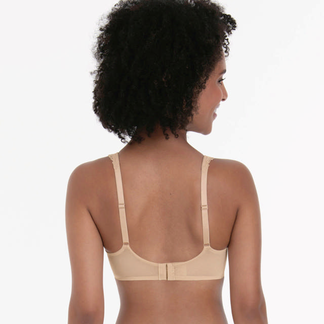 Selma Helkupa med Bygel B-E kupa Desert