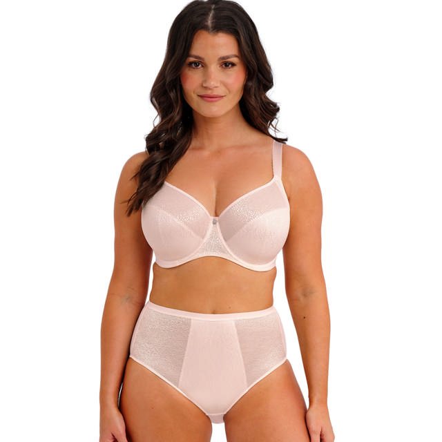 Demure Trosa Delicacy