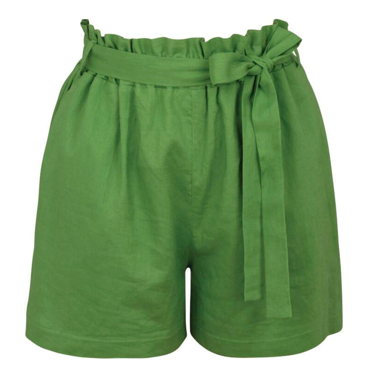 Nevis Shorts Apple