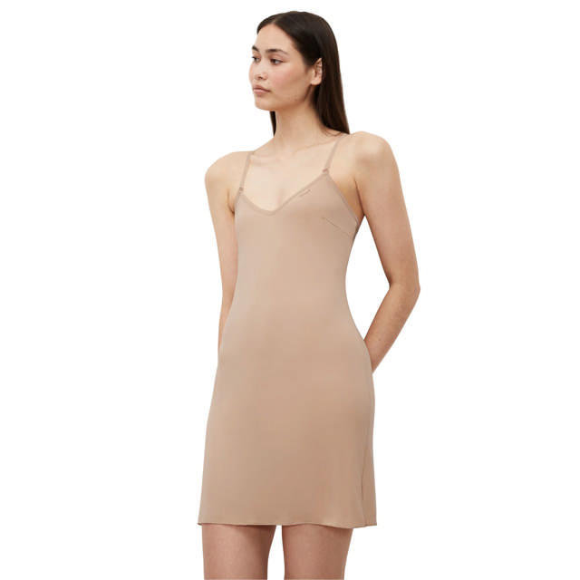 Body make-up dress 02 Skin