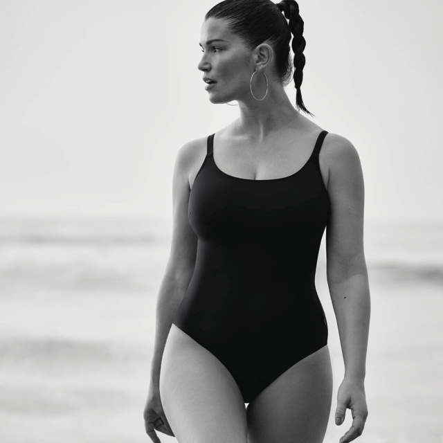 Perfect Black Suit Baddräkt med Bygel Black